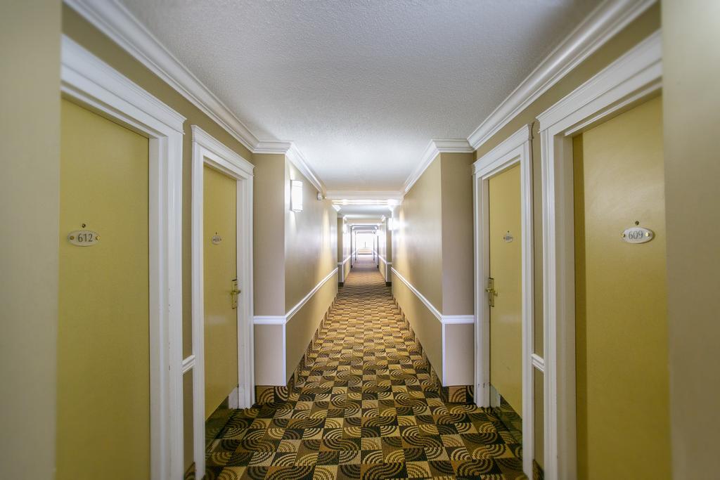 Coliseum Inn Edmonton Zewnętrze zdjęcie