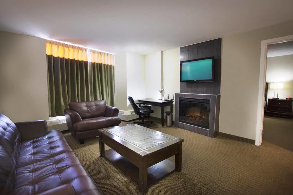 Coliseum Inn Edmonton Zewnętrze zdjęcie