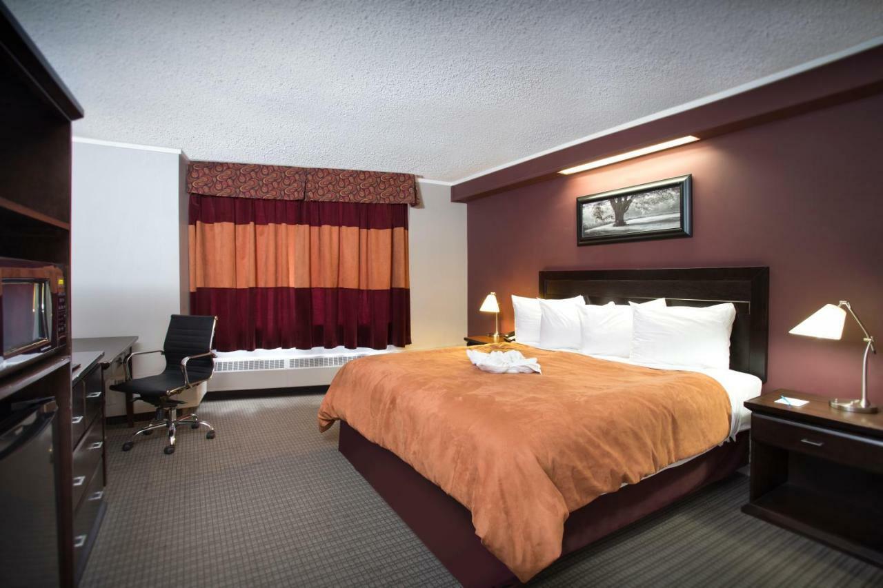 Coliseum Inn Edmonton Zewnętrze zdjęcie